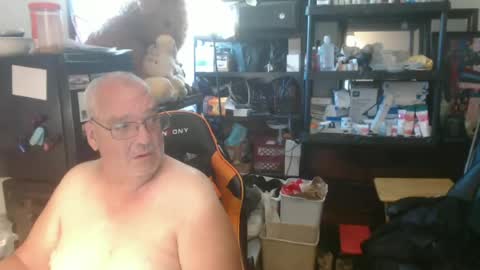 Snapshot of usgoober chatting on 06-20-26, 12:08 Eric online show from 06-20-26, 12:08