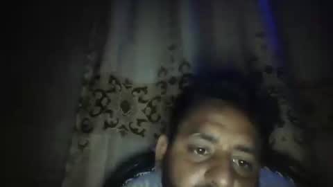 Snapshot of usman184 chatting on 03-08-25, 09:51 Mian184 online show from 03-08-25, 09:51