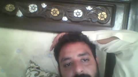 Snapshot of usman184 chatting on 09-09-25, 05:29 Mian184 online show from 09-09-25, 05:29