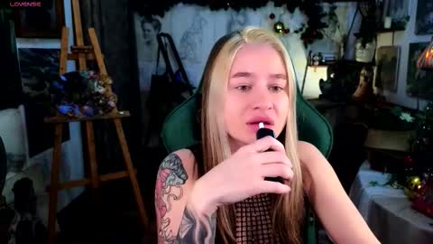 Leila online show from 01-10-26, 06:53