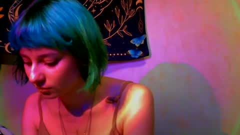 Snapshot of uwu_emmy chatting on 06-16-26, 07:27 uwu_emmy online show from 06-16-26, 07:27