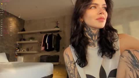 Eva online show from 12-05-25, 09:51