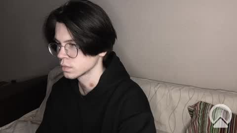 Snapshot of v_allvaress chatting on 12-09-24, 01:13 V online show from 12-09-24, 01:13