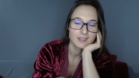 Snapshot of va_len_sea_ya chatting on 01-05-25, 06:56 Valensiya online show from 01-05-25, 06:56