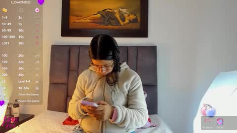 Vahiolet smith online show from 02-18-26, 03:24