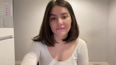Snapshot of vaiee chatting on 03-11-26, 08:37 Valery online show from 03-11-26, 08:37