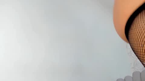 Snapshot of vaiolet__ chatting on 01-10-25, 10:46 Vaiolet online show from 01-10-25, 10:46