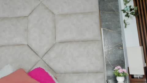 Snapshot of vaiolett_smith chatting on 12-01-25, 12:21 V A I O L E T T S M I T H online show from 12-01-25, 12:21