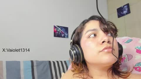 Vaiolet1314 online show from 02-09-25, 12:41