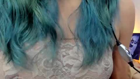 Vaiolet1314 online show from 11-21-25, 02:21