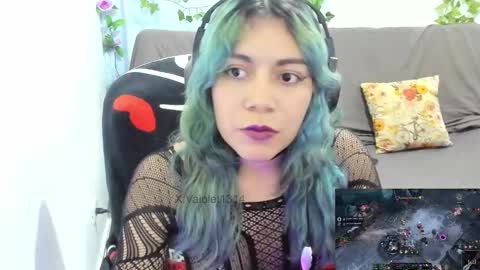 Vaiolet1314 online show from 02-07-26, 12:47