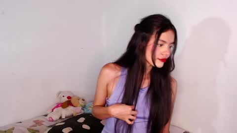 Snapshot of val3n_deep chatting on 11-19-25, 12:43 val3n deep online show from 11-19-25, 12:43