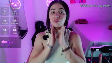 Snapshot of val_angelll chatting on 03-09-26, 03:54 valentina online show from 03-09-26, 03:54