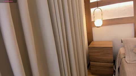 Snapshot of val_rossi chatting on 01-07-26, 02:58 Valentina online show from 01-07-26, 02:58