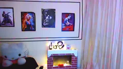 Hi I am Valcooky online show from 12-22-24, 01:55