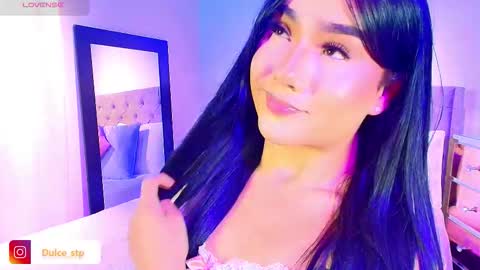 Snapshot of vale_prado chatting on 02-25-26, 10:03 Valeria online show from 02-25-26, 10:03
