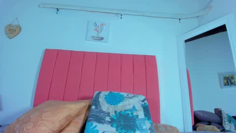 Snapshot of valen_rose0 chatting on 01-31-25, 12:07 VALENTINA 3 online show from 01-31-25, 12:07