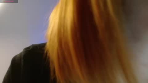 Snapshot of valengray chatting on 04-25-26, 12:41 Valen online show from 04-25-26, 12:41