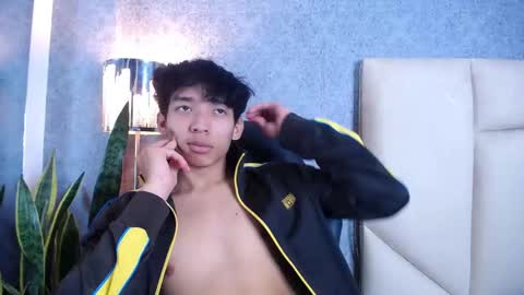 Valenor online show from 10-09-25, 01:42