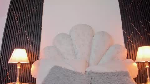 Valen online show from 05-15-26, 11:17