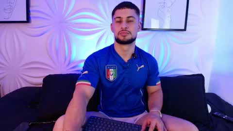 valenssio_moretti online show from 05-12-26, 01:47