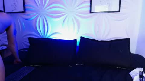 valenssio_moretti online show from 05-15-26, 01:34