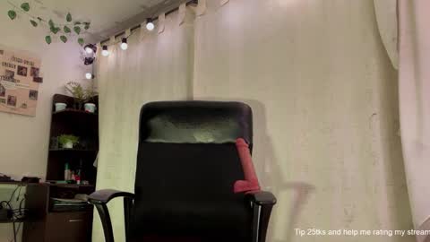   Valentin  independent Cam Boy     online show from 01-11-25, 04:38