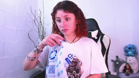 Snapshot of valent_27 chatting on 12-31-24, 03:12 Valentina online show from 12-31-24, 03:12