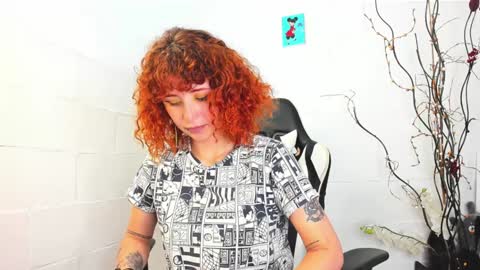 Snapshot of valent_27 chatting on 01-02-25, 02:13 Valentina online show from 01-02-25, 02:13