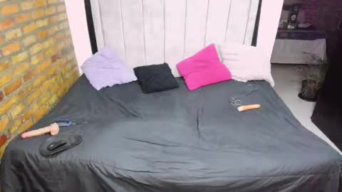 Snapshot of valenthottie chatting on 05-01-26, 02:49 Valentina online show from 05-01-26, 02:49