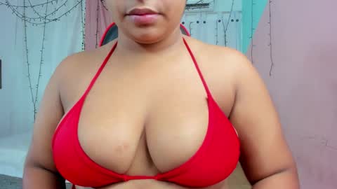 Valentina online show from 09-21-25, 03:41