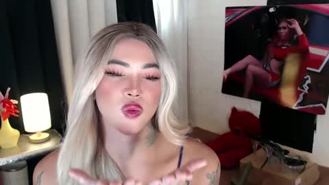 Amanda online show from 03-04-25, 01:01