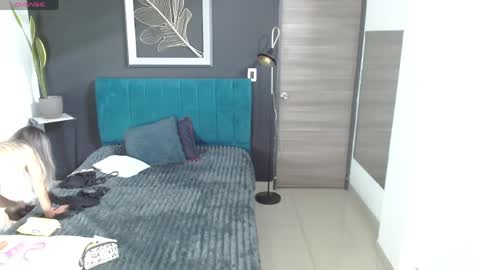 valentina_herrrera online show from 04-07-26, 04:51