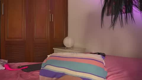 VALENTINA online show from 04-15-26, 03:19