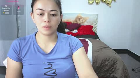 Snapshot of valentina_nappi96 chatting on 04-25-26, 02:14 VALE online show from 04-25-26, 02:14