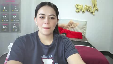 Snapshot of valentina_nappi96 chatting on 05-11-26, 12:49 VALE online show from 05-11-26, 12:49