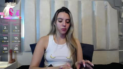 Valentina online show from 04-01-26, 04:04