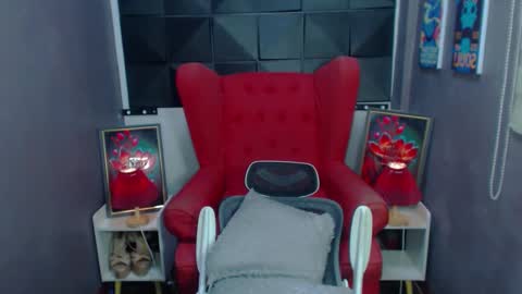 Snapshot of valentinalustontop chatting on 03-06-25, 09:42 JM DONT FORGET TO FOLLOW ME online show from 03-06-25, 09:42