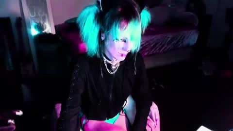 Snapshot of valentinas_dream chatting on 09-20-25, 06:58 Tina Bates online show from 09-20-25, 06:58