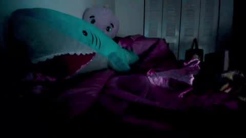 Snapshot of valentinas_dream chatting on 09-20-25, 07:04 Tina Bates online show from 09-20-25, 07:04