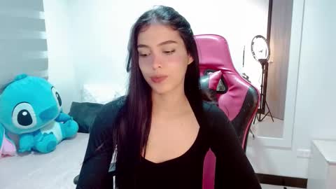 Snapshot of valentinasweet_ chatting on 10-08-25, 12:52 Valentina  online show from 10-08-25, 12:52