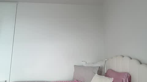 Valentina online show from 09-20-25, 01:50