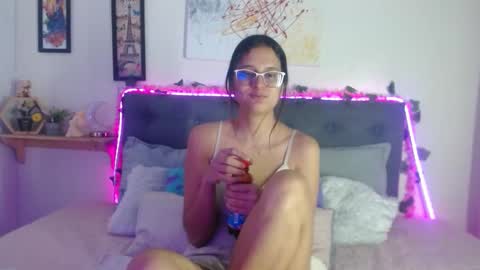 V A L E N T I N I online show from 11-07-25, 07:58