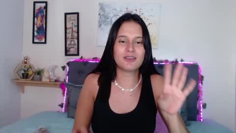 V A L E N T I N I online show from 02-22-26, 07:56