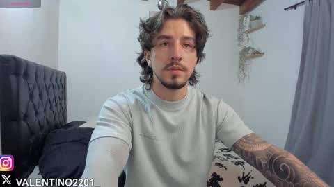 Snapshot of valentino2201 chatting on 10-13-25, 11:49 valentino online show from 10-13-25, 11:49