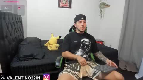 valentino online show from 11-26-25, 02:23