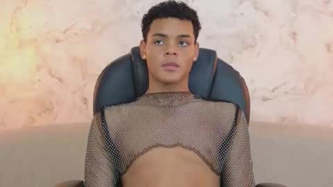 valentino_thompson online show from 09-24-25, 07:50