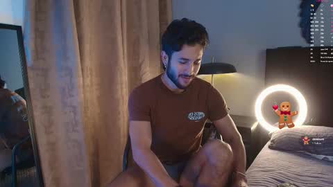 Valentino online show from 12-02-25, 09:10