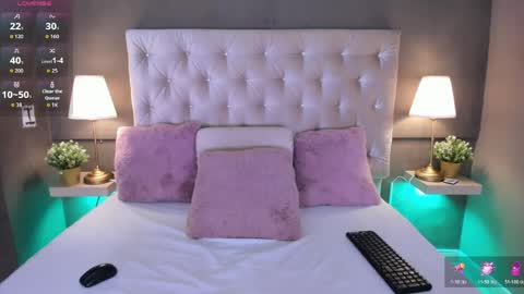 Snapshot of valenvega_ chatting on 05-10-26, 01:22 VALEN VEGA online show from 05-10-26, 01:22