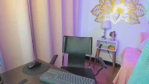 Valery And Daniel online show from 10-12-25, 12:53